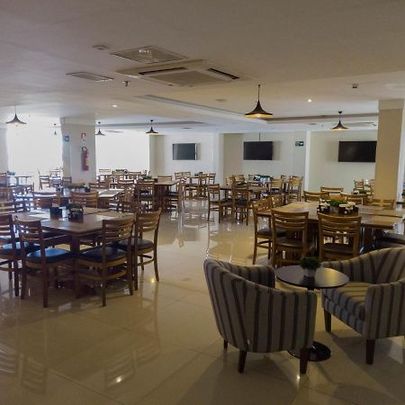 Ibiza Plaza Hotel Anápolis Exterior foto