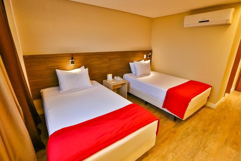 Ibiza Plaza Hotel Anápolis Exterior foto